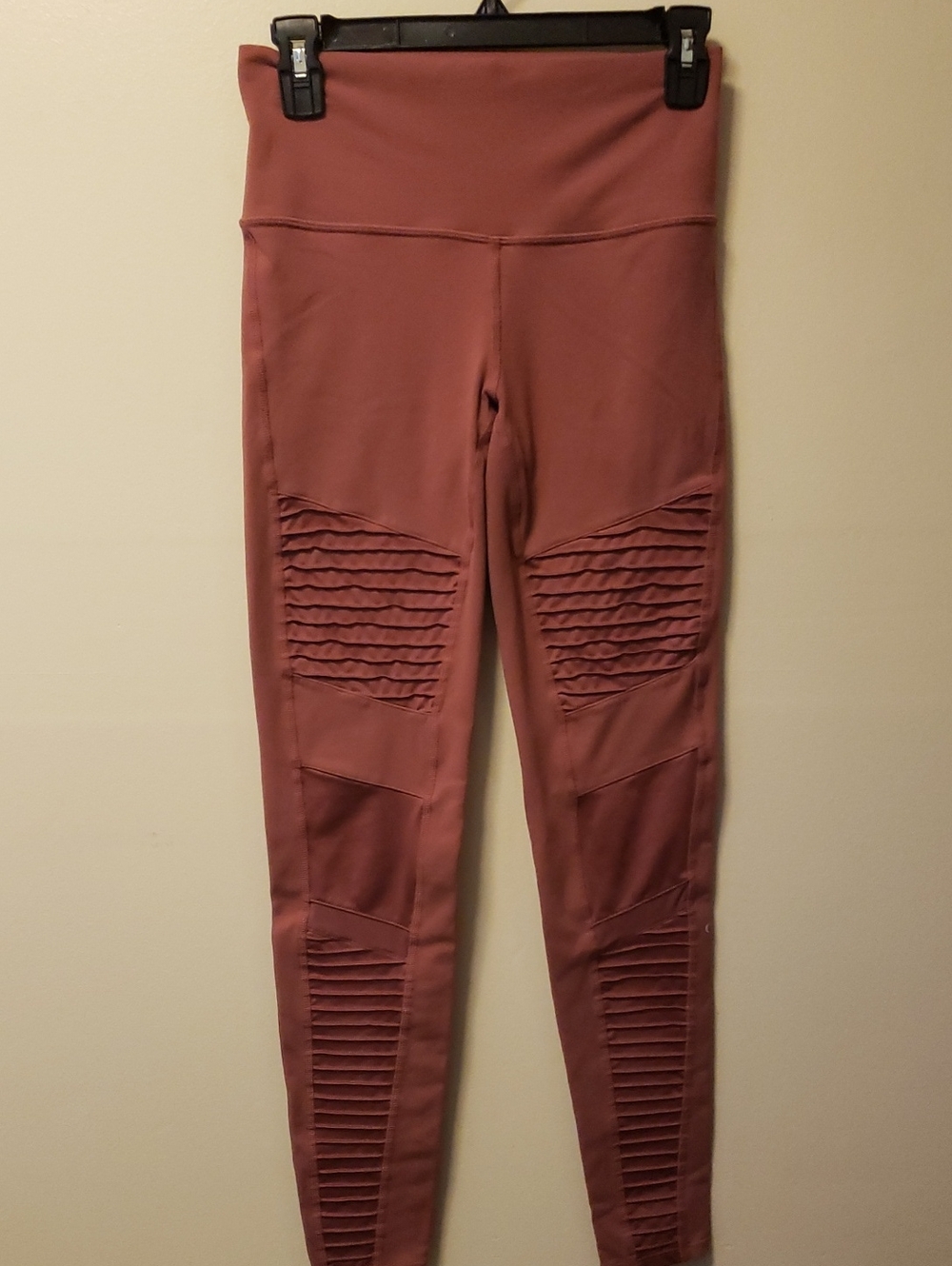 High-Waist Rose ALO Mauve Moto Leggings